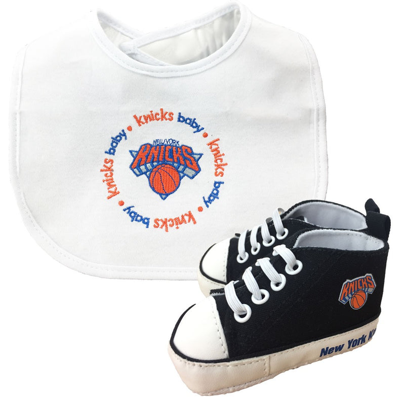 Knicks Baby Bib with Pre-Walking Shoes